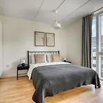 Amazing Two Bedroom In Urban Area Apartamento *