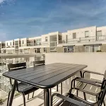 Apartamento Amazing Two Bedroom In Urban Area *