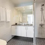 Amazing Two Bedroom In Urban Area Apartament Kopenhaga