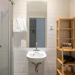 Amazing Two Bedroom In Urban Area *