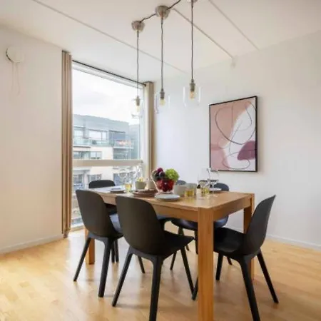 Amazing Two Bedroom In Urban Area * Köpenhamn