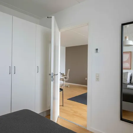 Amazing Two Bedroom In Urban Area Apartament Kopenhaga