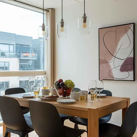Amazing Two Bedroom In Urban Area Apartment