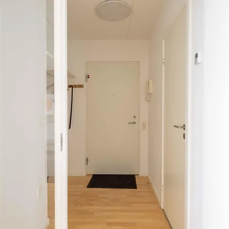 Amazing Two Bedroom In Urban Area *
